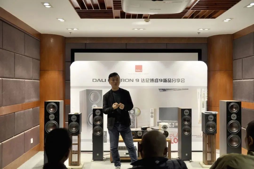http://www.umaxview.cn/uploads/allimg/210907/1333236003-5.jpg
